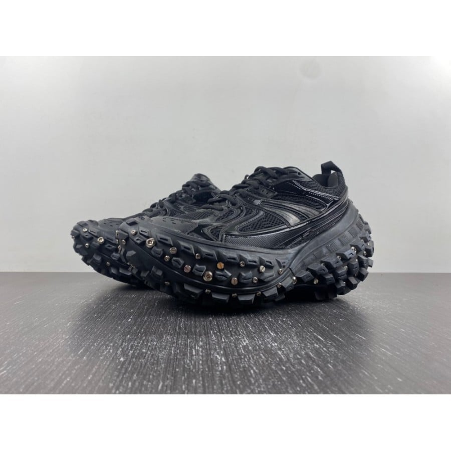 Balenciag* Bouncer Sneaker 'With screws black'