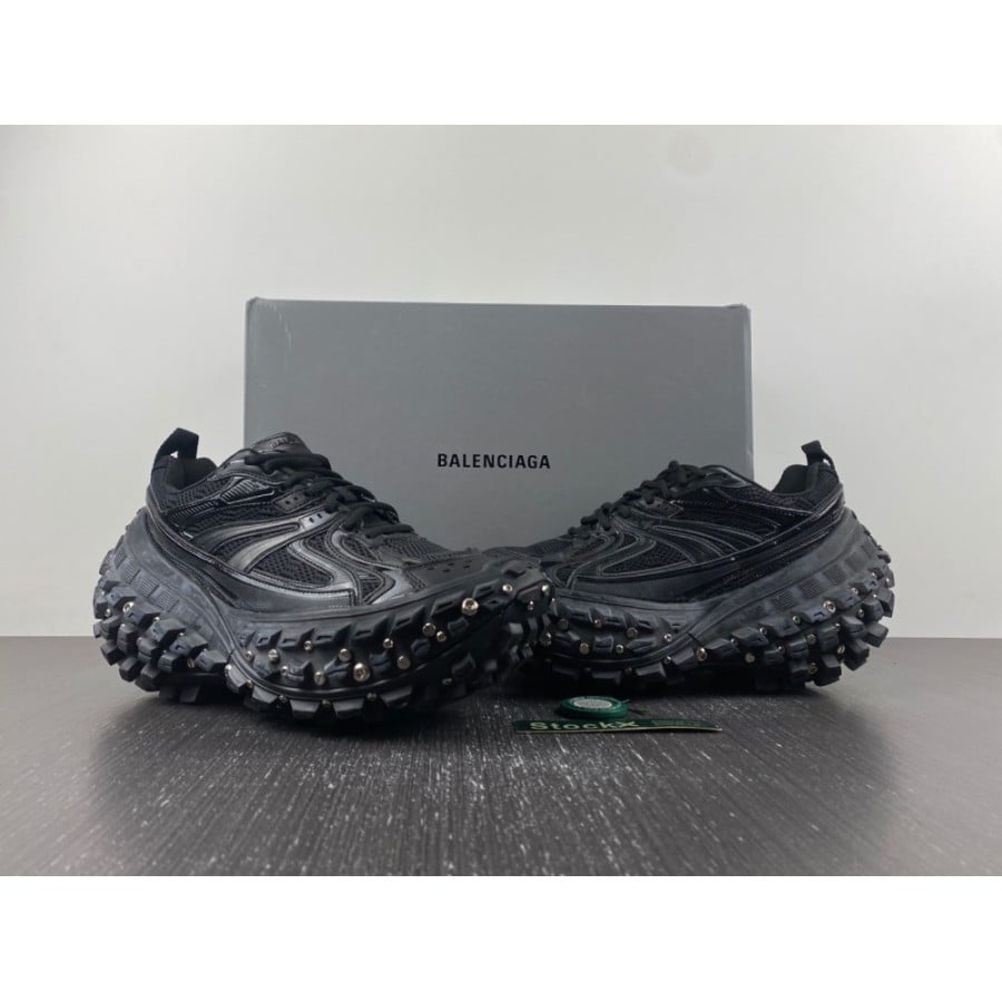 Balenciag* Bouncer Sneaker 'With screws black'