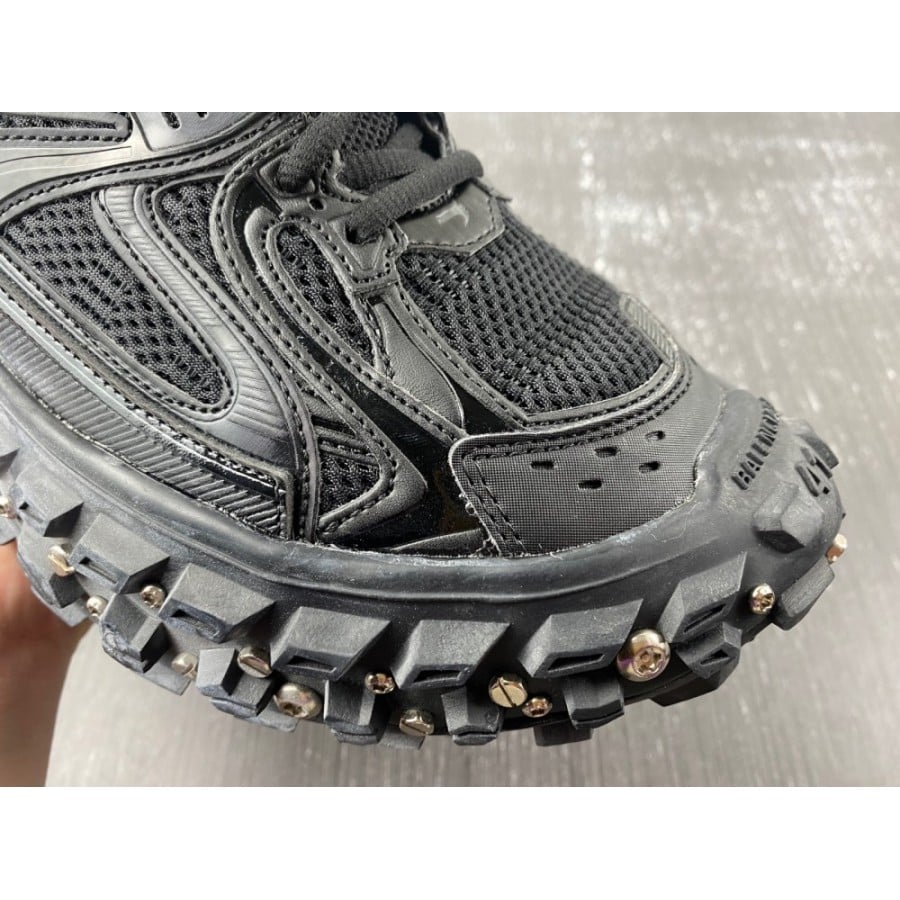 Balenciag* Bouncer Sneaker 'With screws black'