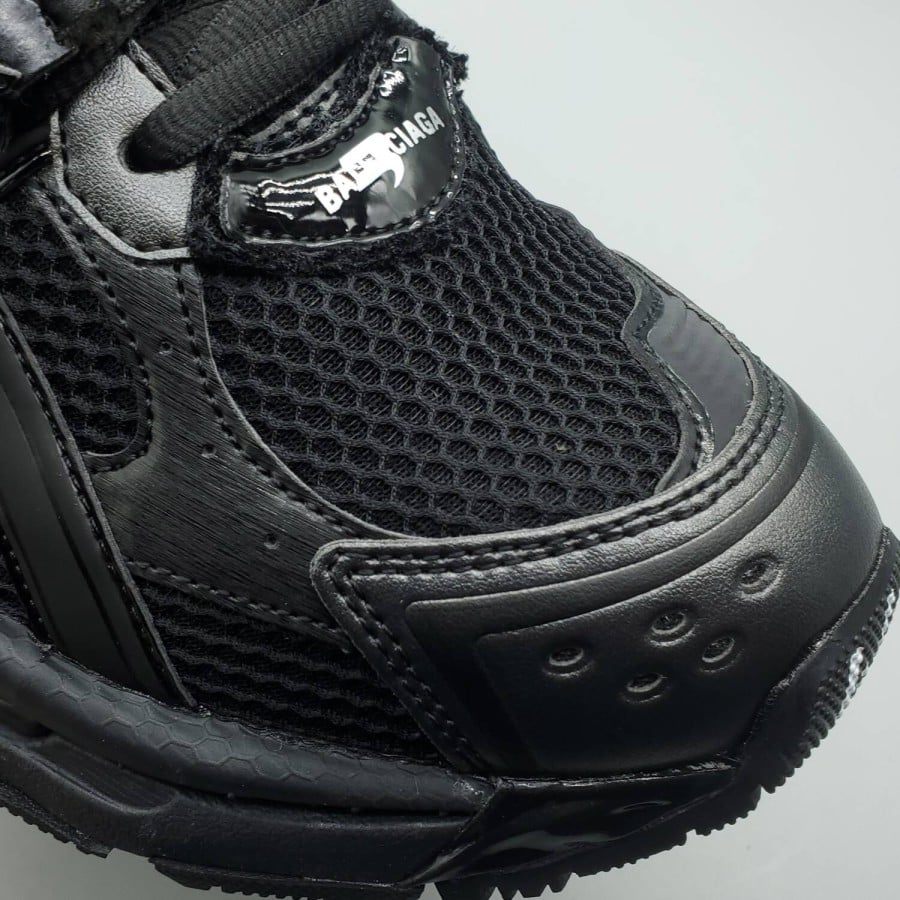 Balenciag* Runner Sneaker 