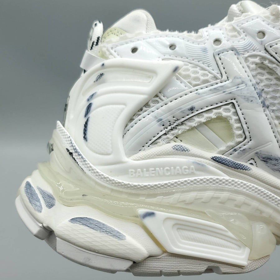 Balenciag* Runner Sneaker 