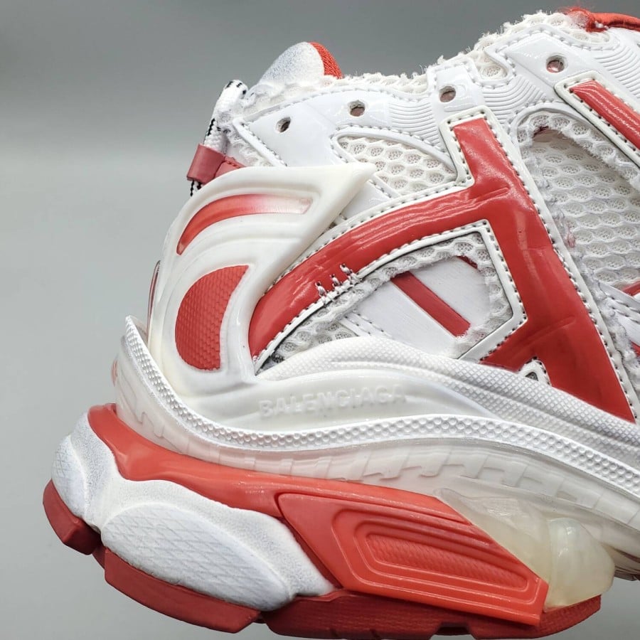 Balenciag* Runner Sneaker 