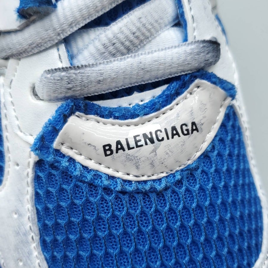 Balenciag* Runner Sneaker 