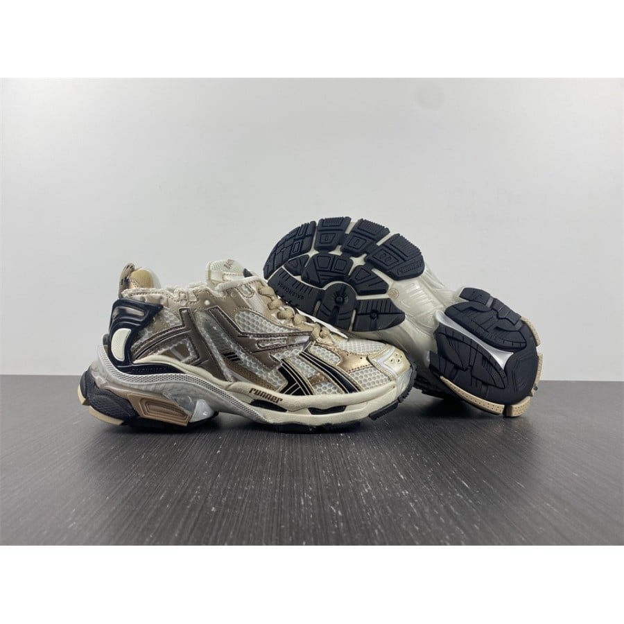 Balenciag* Runner Sneaker 'Beige'