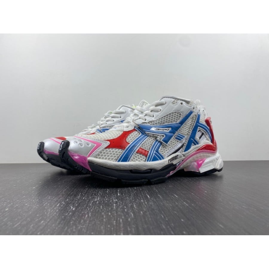 Balenciag* Runner Sneaker 
