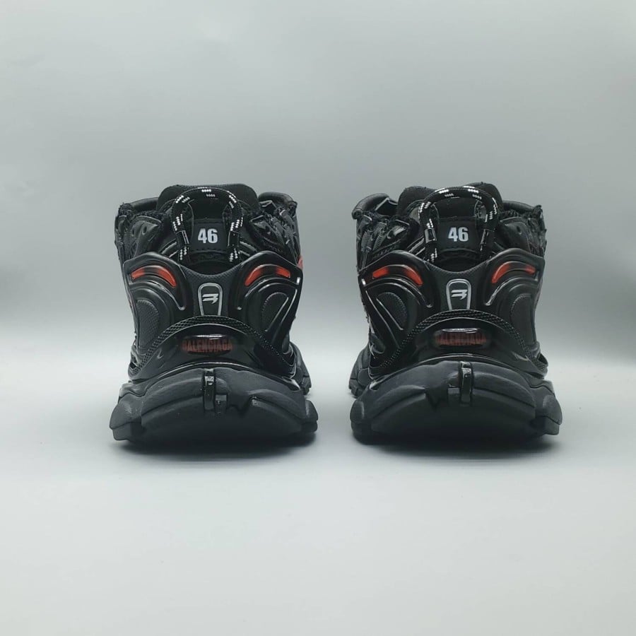Balenciag* Runner Sneaker 