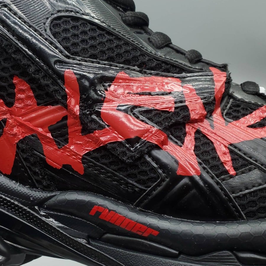 Balenciag* Runner Sneaker 