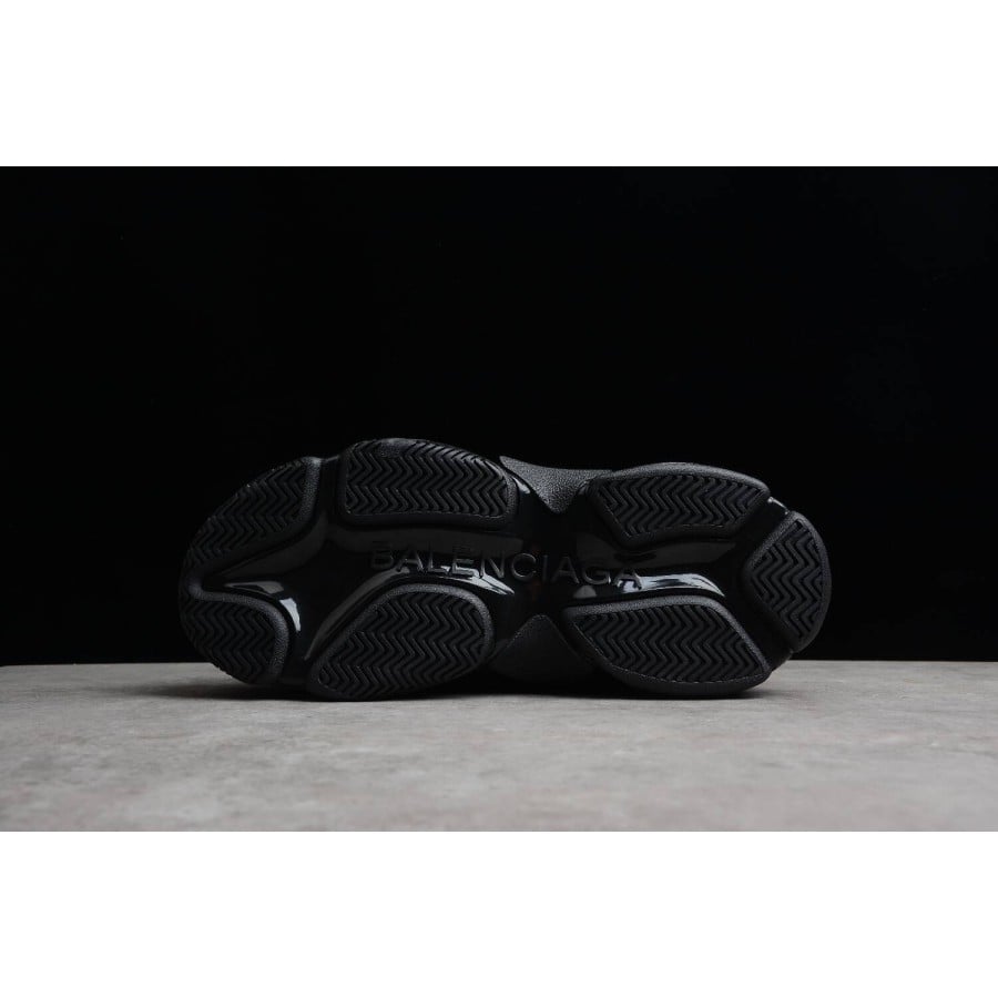 Balenciag* Wmns Triple S Sneaker 'Fake Fur - Black'