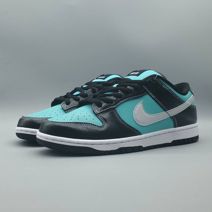 Diamond Supply Co. x Dunk Low Pro SB 