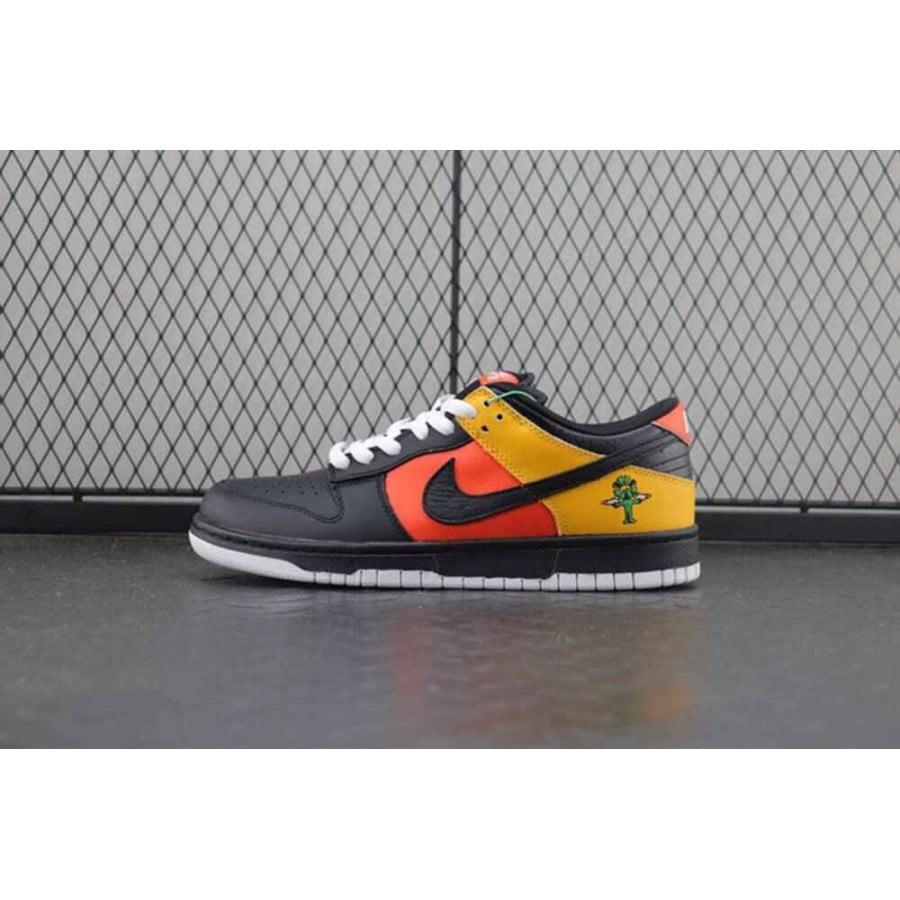 Dunk Low Pro SB