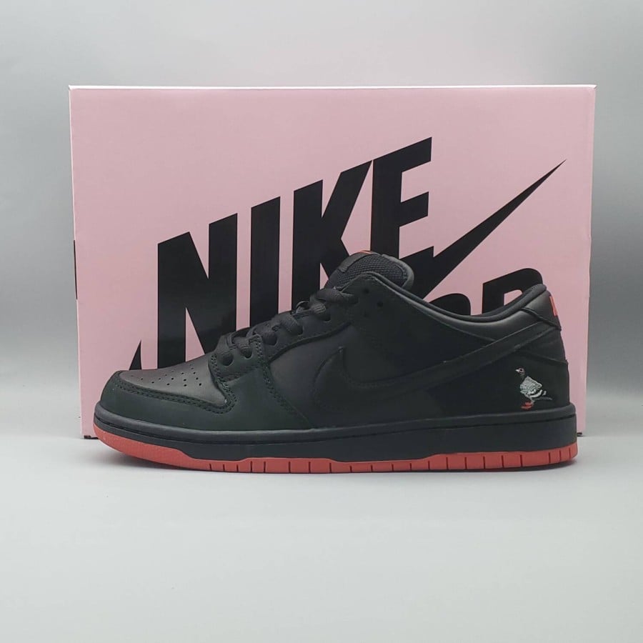 Jeff Staple x Dunk Low Pro SB 