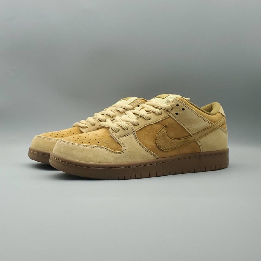 SB Dunk Low