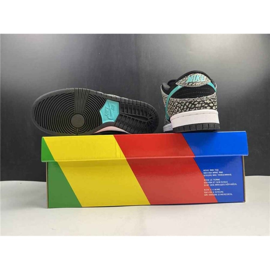 Dunk Low Pro SB