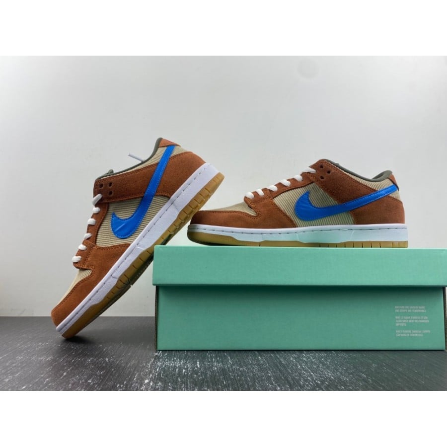 Dunk Low Pro SB