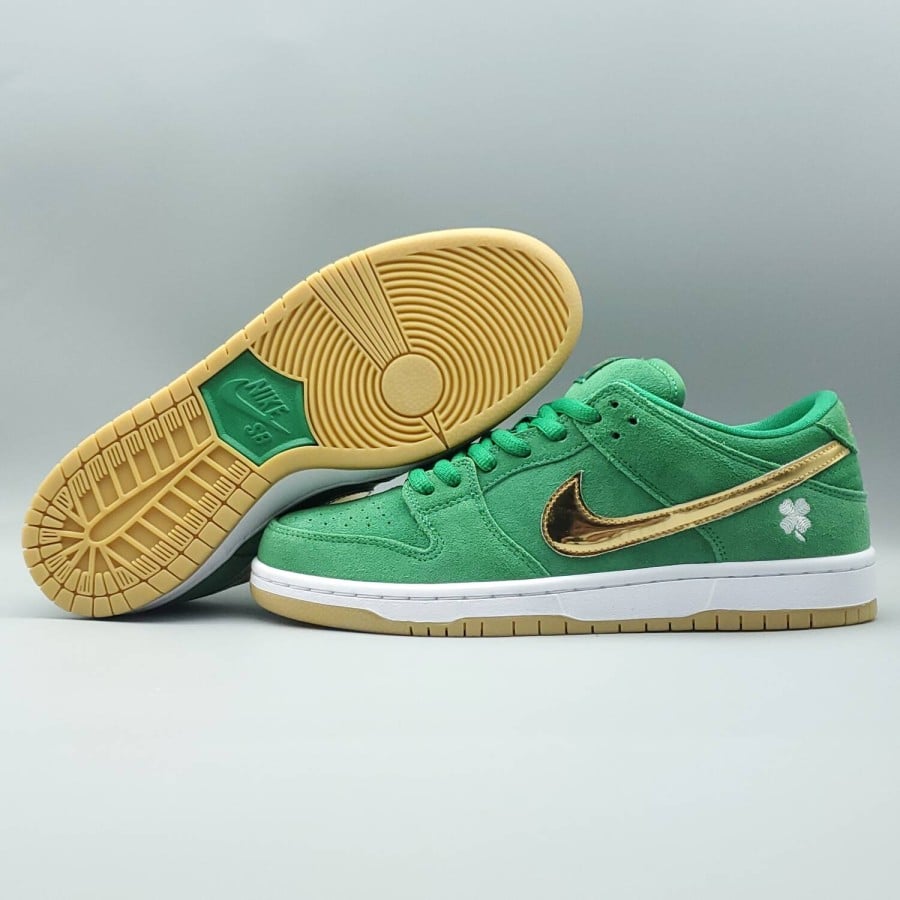 Dunk Low SB