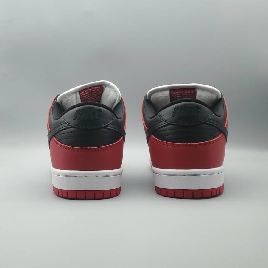 Dunk Low SB 