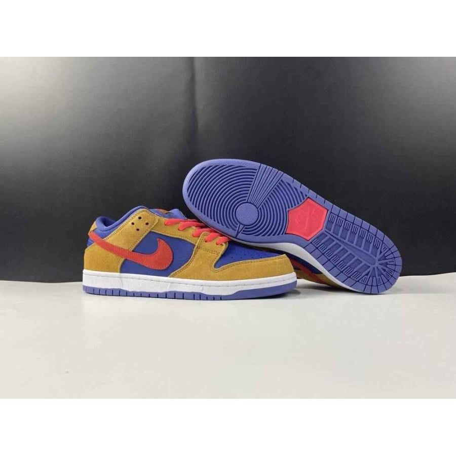 Dunk Low SB