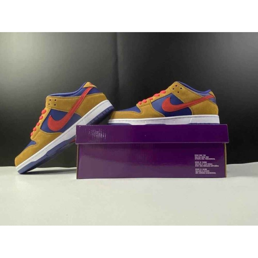 Dunk Low SB