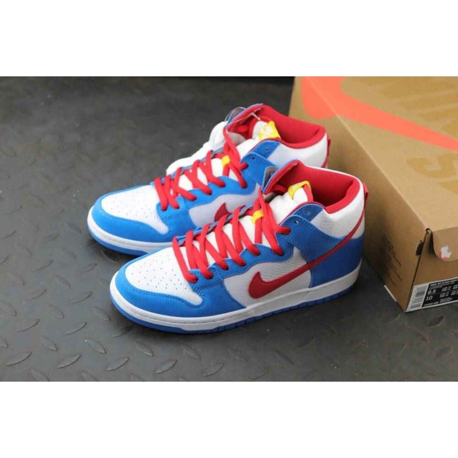 Dunk High SB