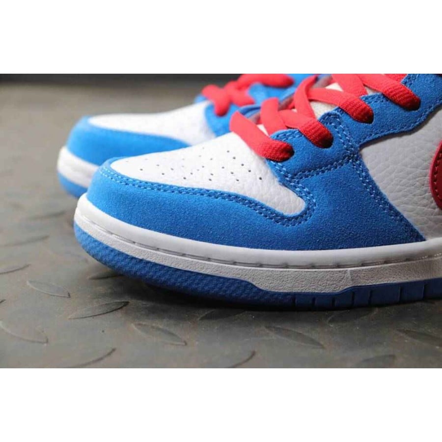 Dunk High SB
