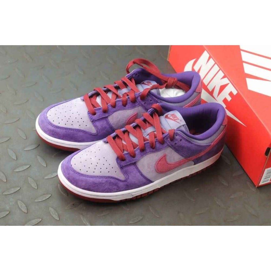 Dunk Low Retro Vol. 1 SP