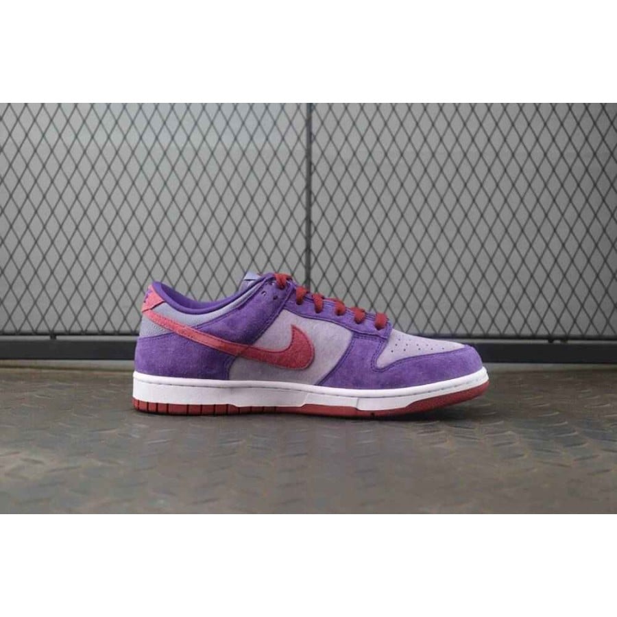 Dunk Low Retro Vol. 1 SP