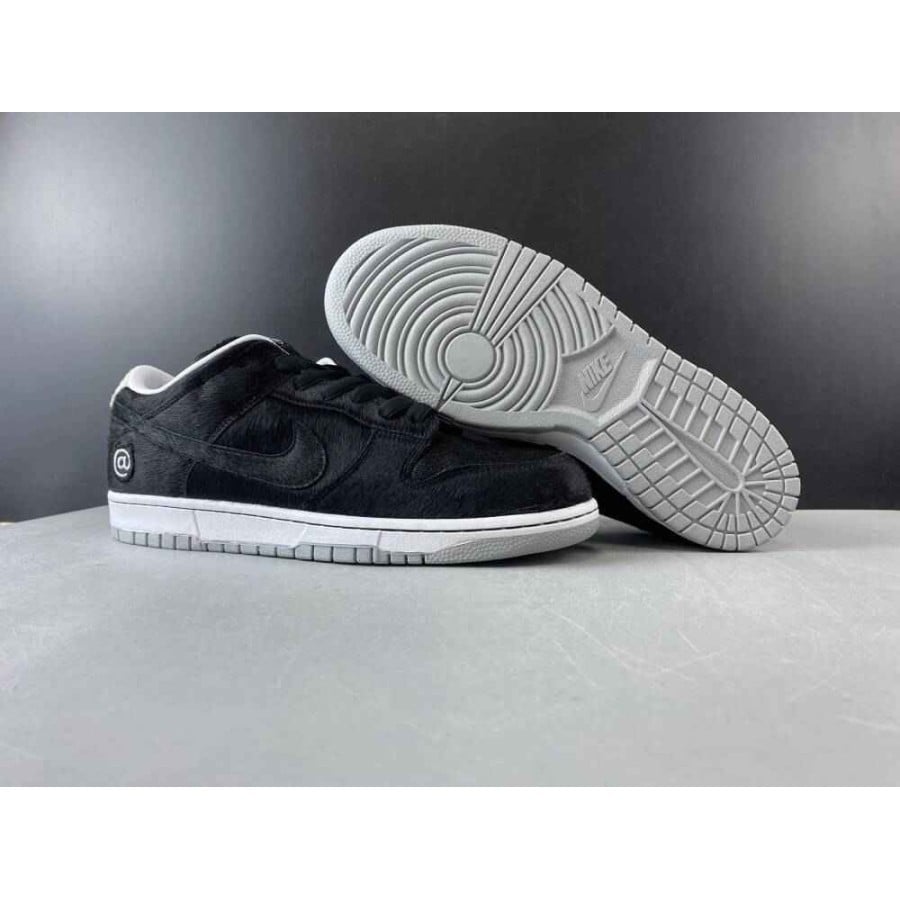 Medicom Toy x Dunk Low SB
