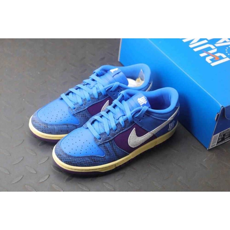 Undefeated x Dunk Low SP