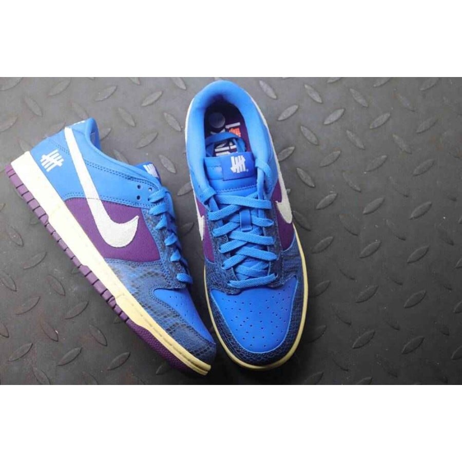 Undefeated x Dunk Low SP