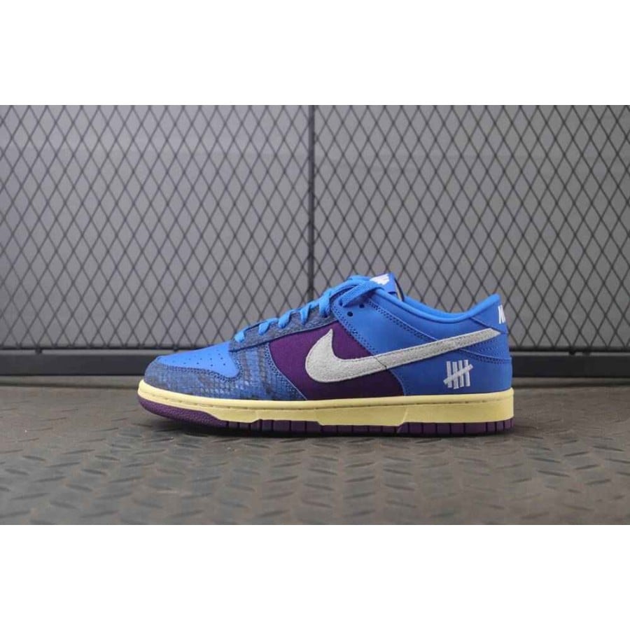 Undefeated x Dunk Low SP