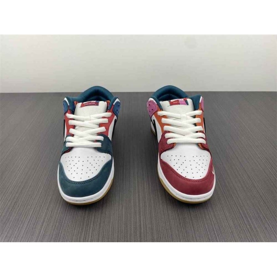 Parra x Dunk Low SB 