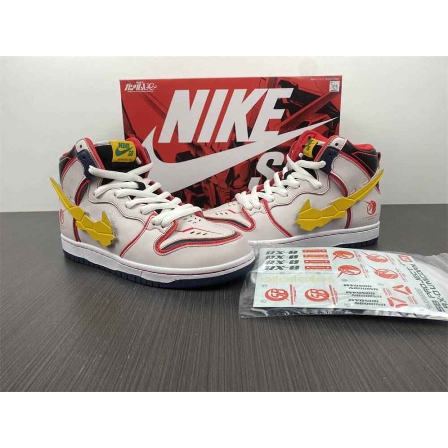 Gundam x Dunk High SB