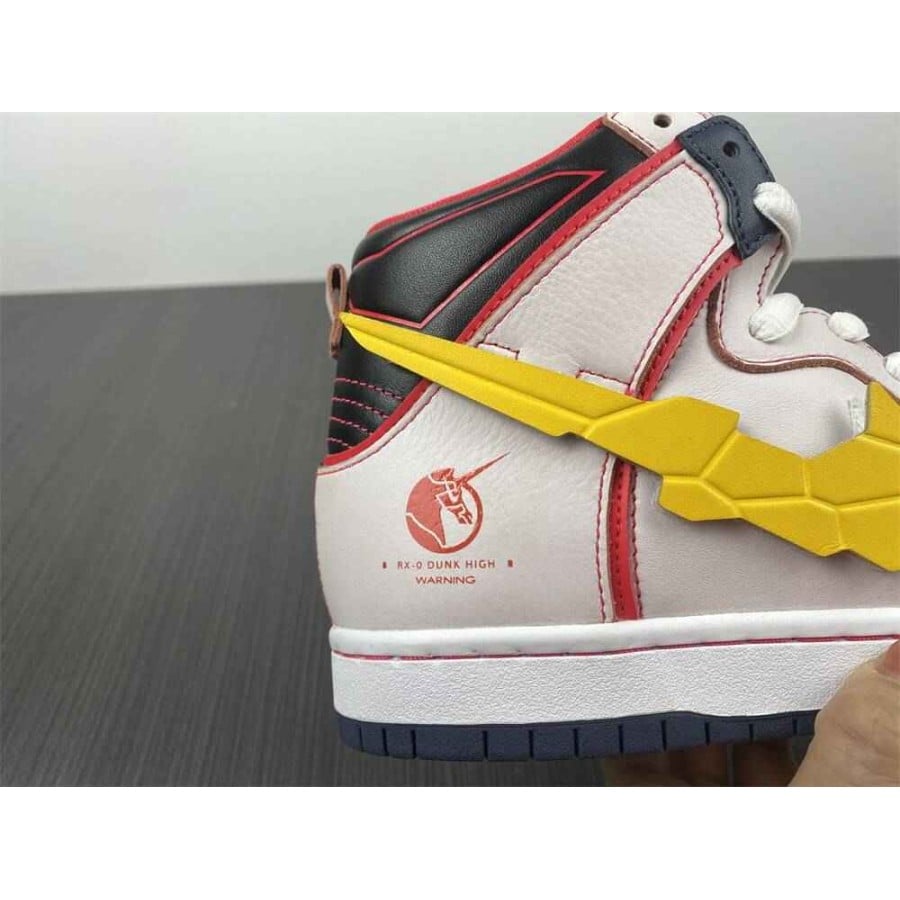 Gundam x Dunk High SB