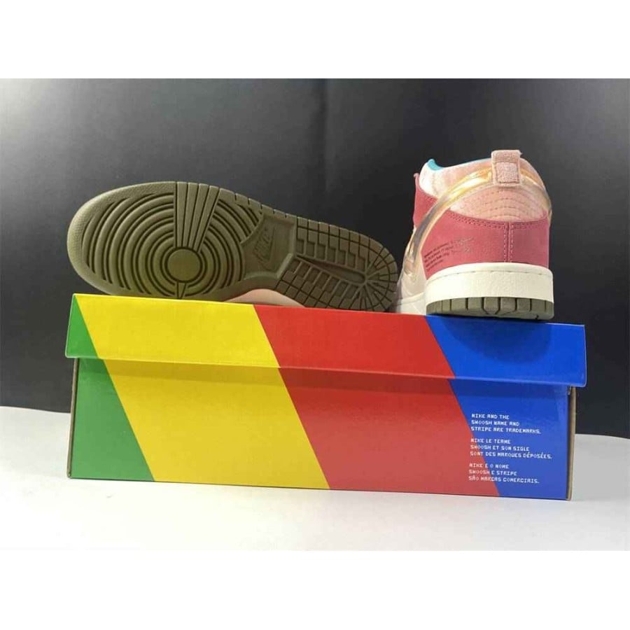 Social Status x Dunk Mid