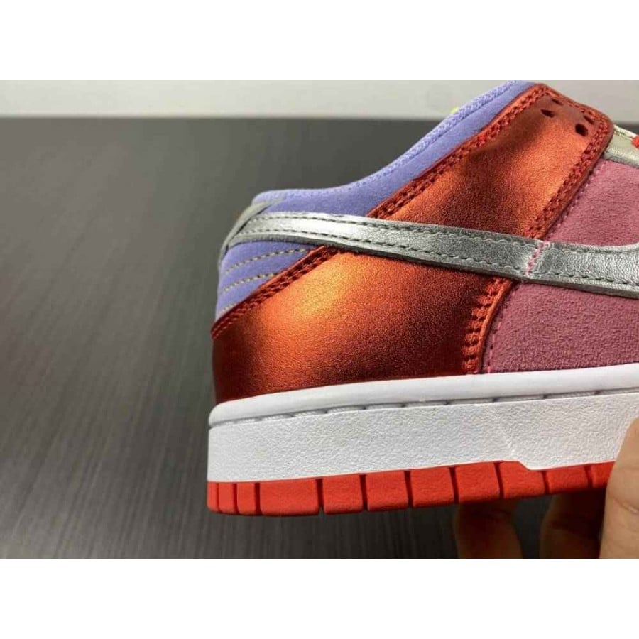 Wmns Dunk Low