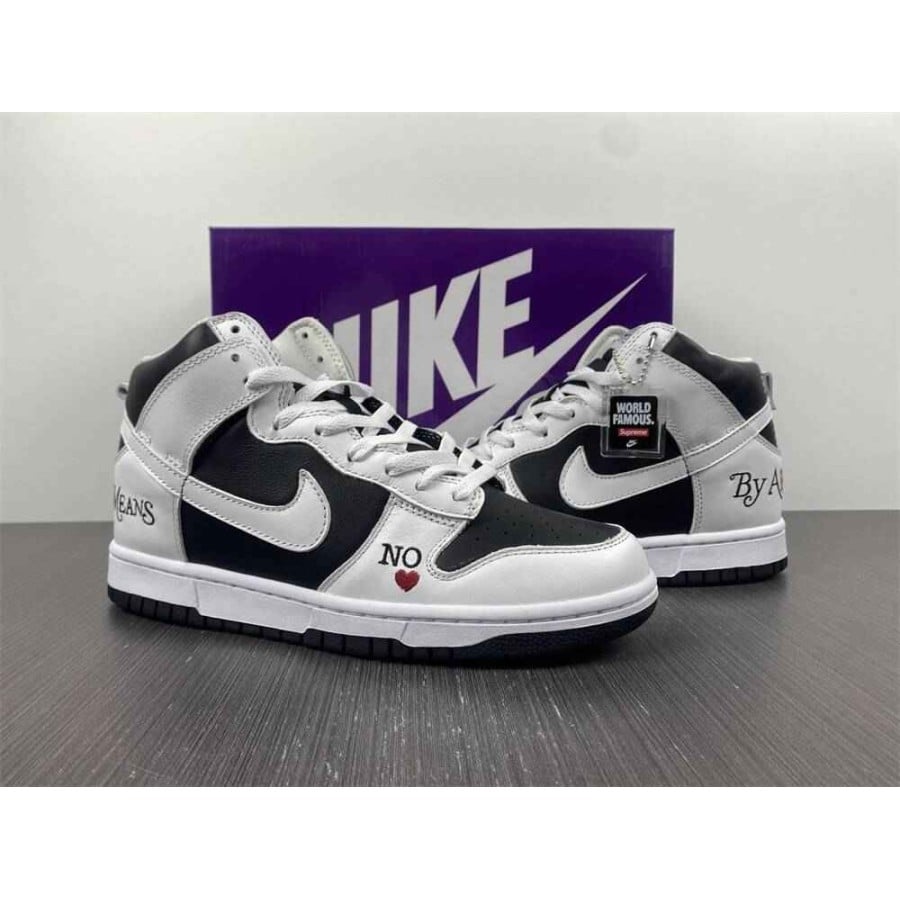 Supreme x Dunk High SB