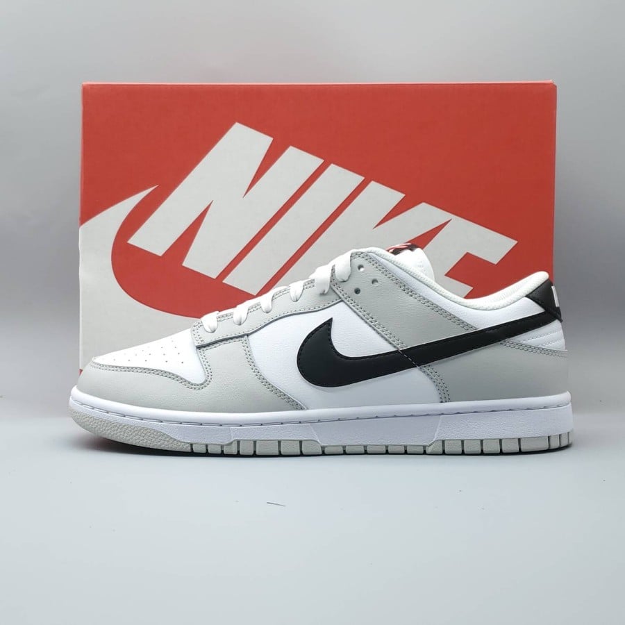 Dunk Low SE