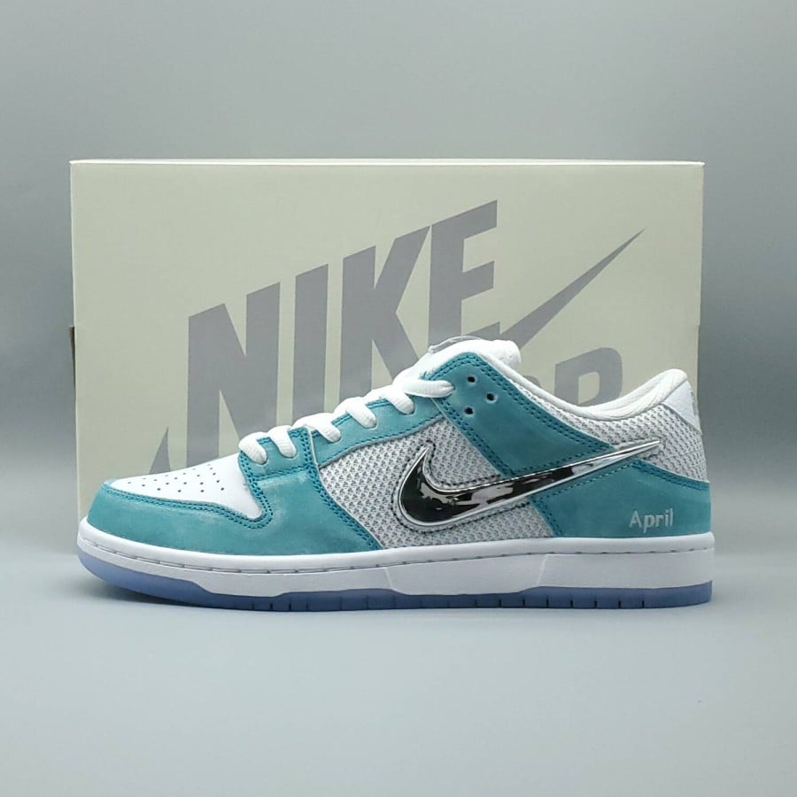 April Skateboards x Dunk Low SB