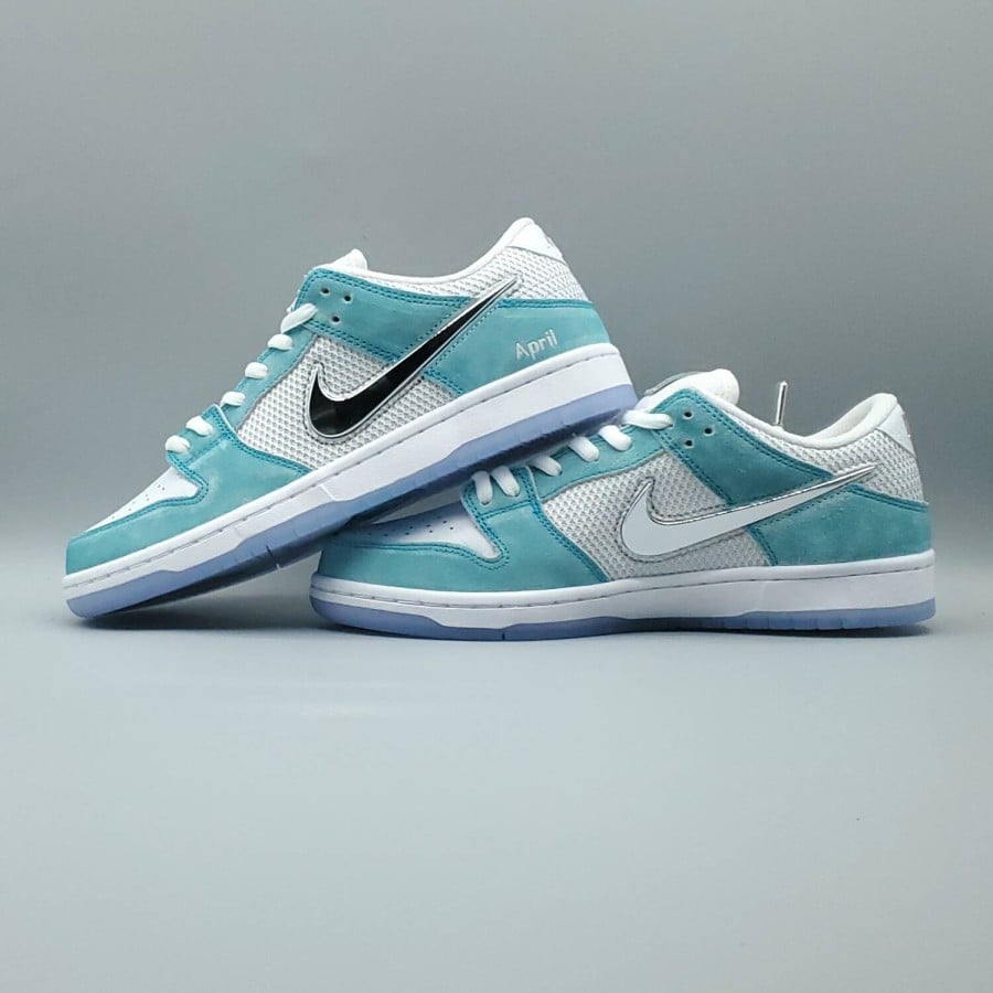 April Skateboards x Dunk Low SB