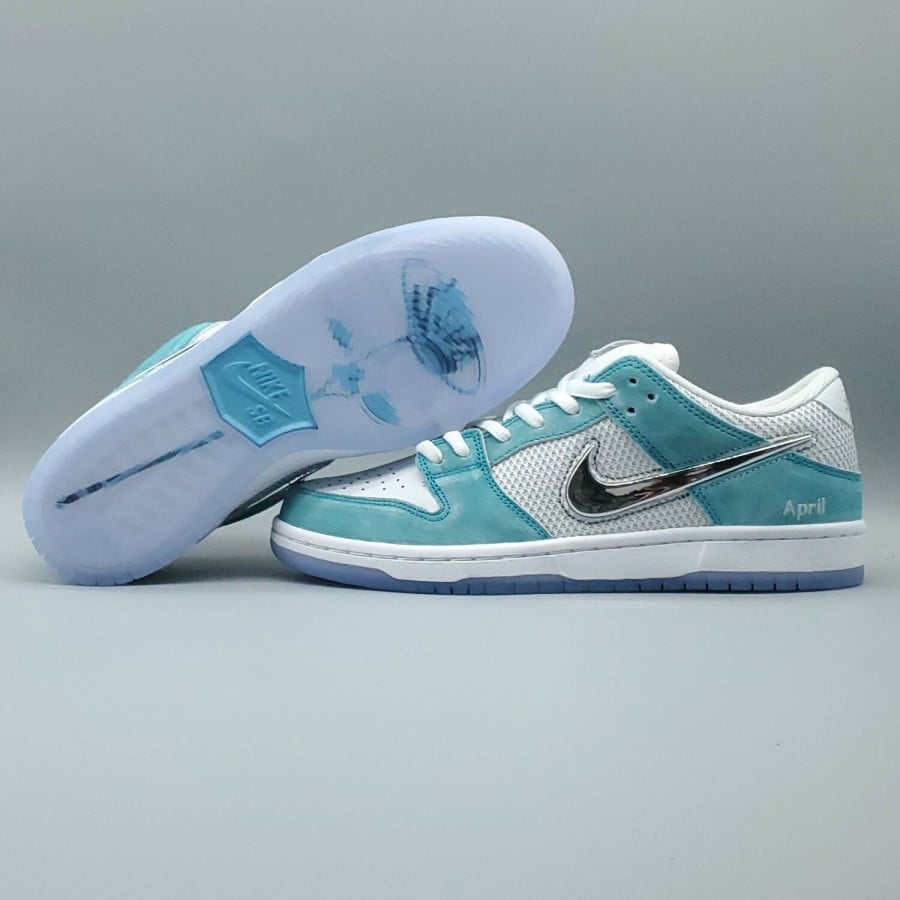 April Skateboards x Dunk Low SB