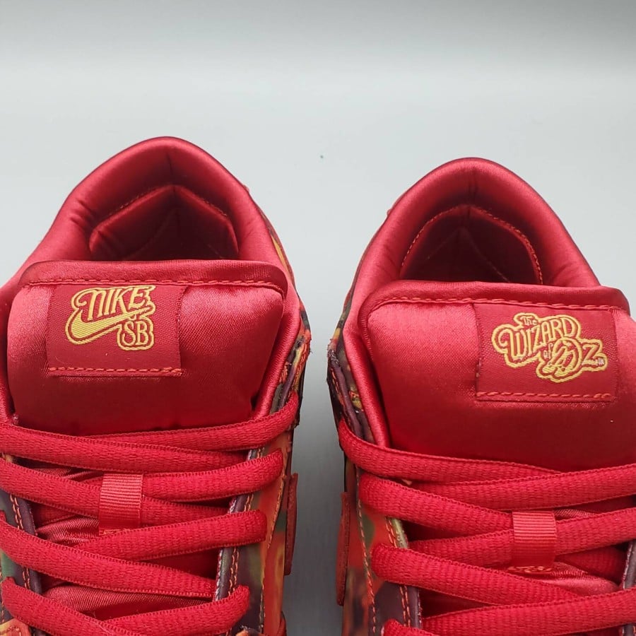 The Wizard of Oz x Dunk Low SB
