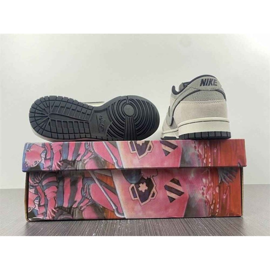 Otomo Katsuhiro x Nike SB Dunk Low 'Steamboy OST White Black'