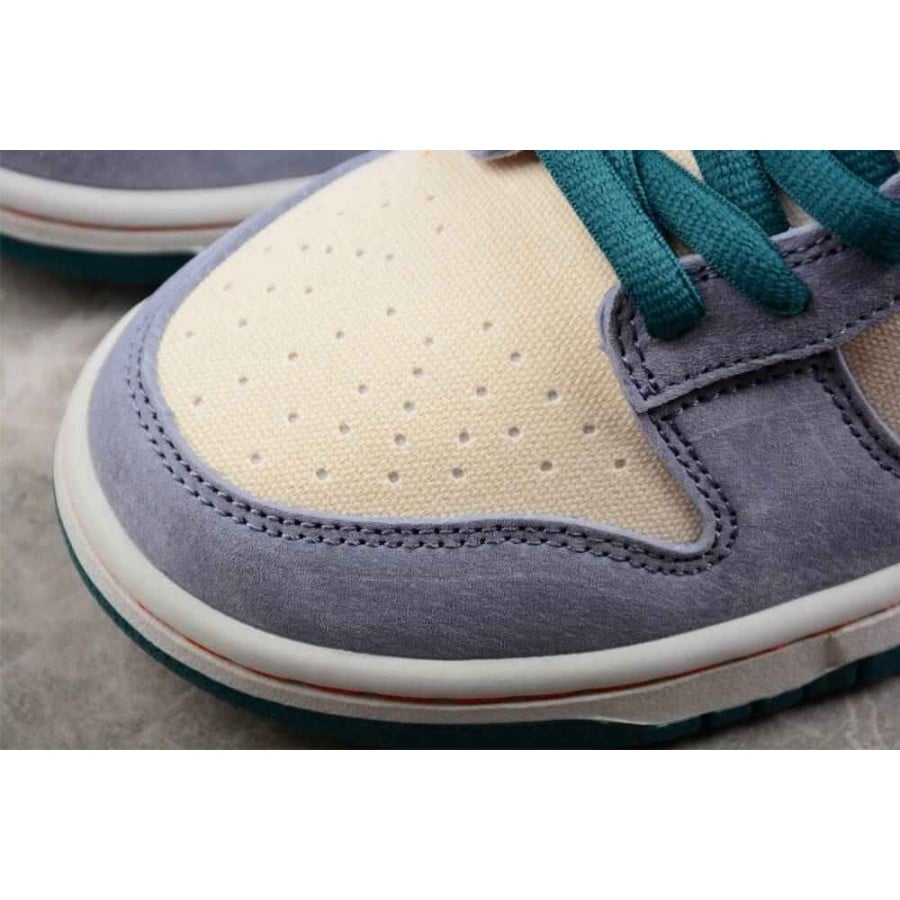 Otomo Katsuhiro x Nike SB Dunk Low 