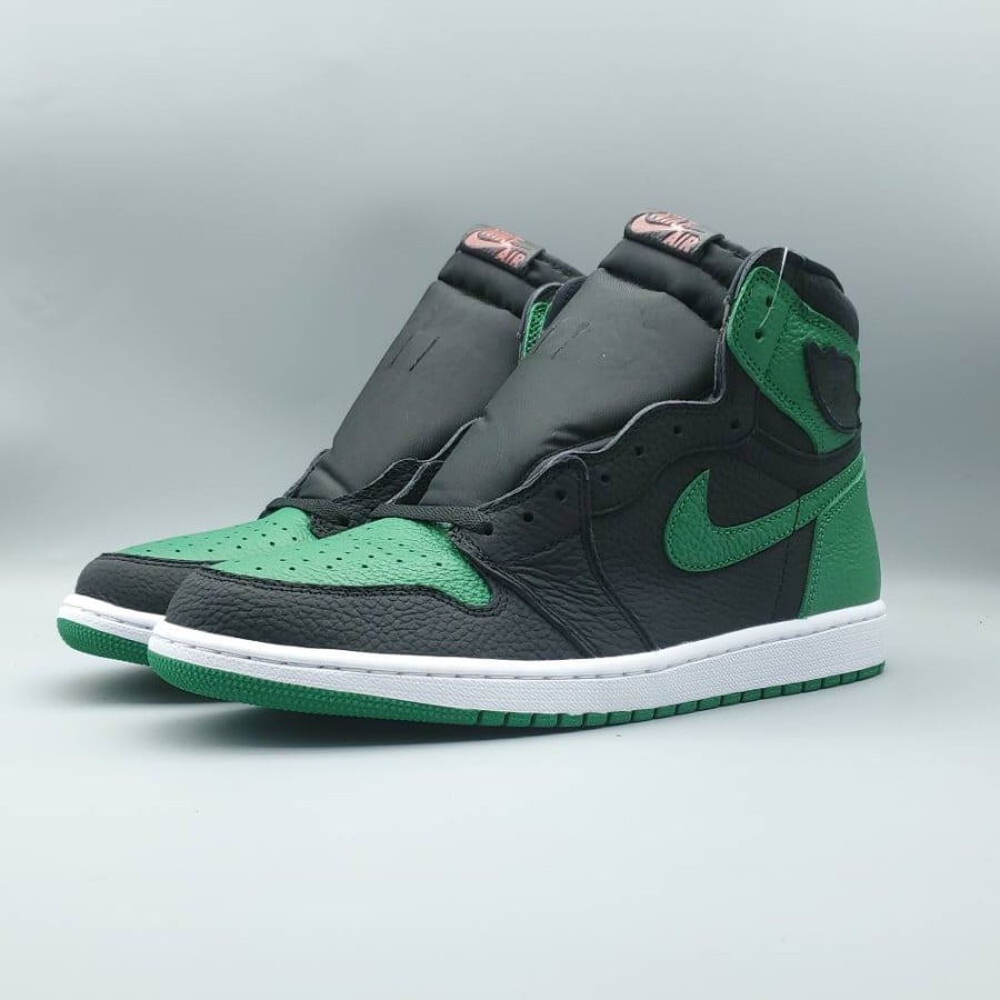 Air Jordan 1 Retro High OG