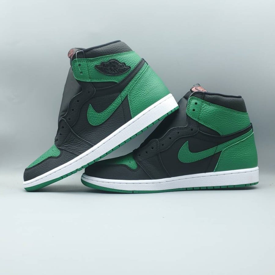 Air Jordan 1 Retro High OG