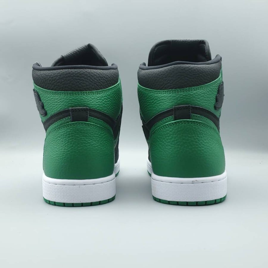 Air Jordan 1 Retro High OG