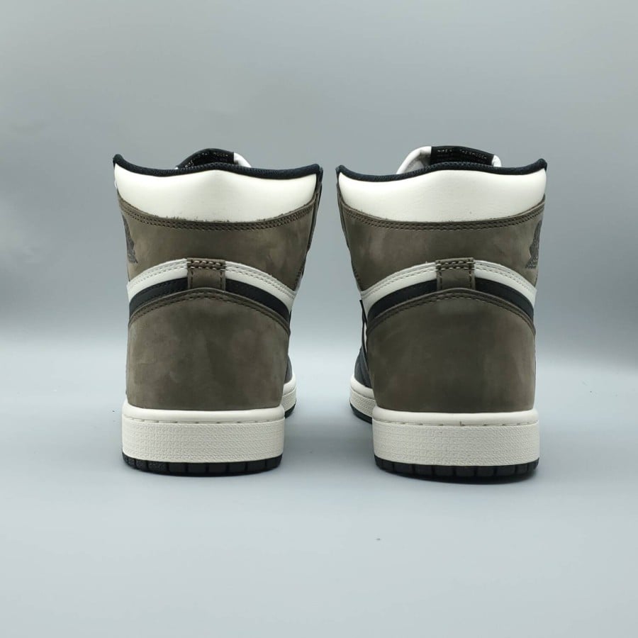 Air Jordan 1 Retro High OG 