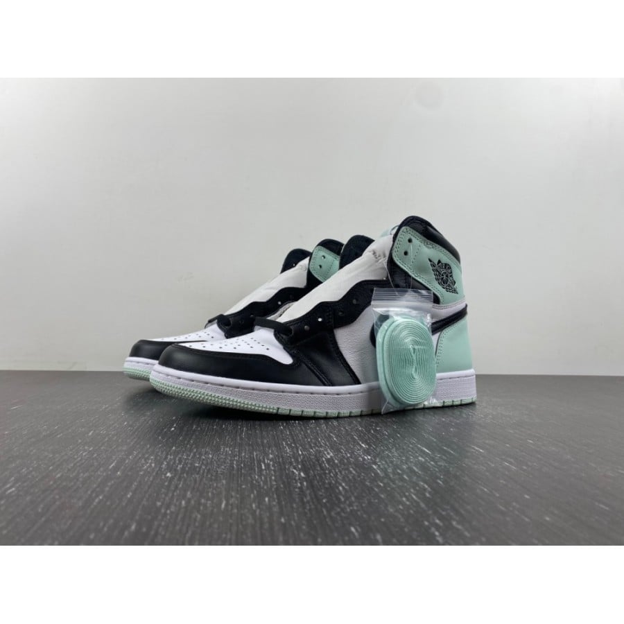 Air Jordan 1 Retro High OG NRG