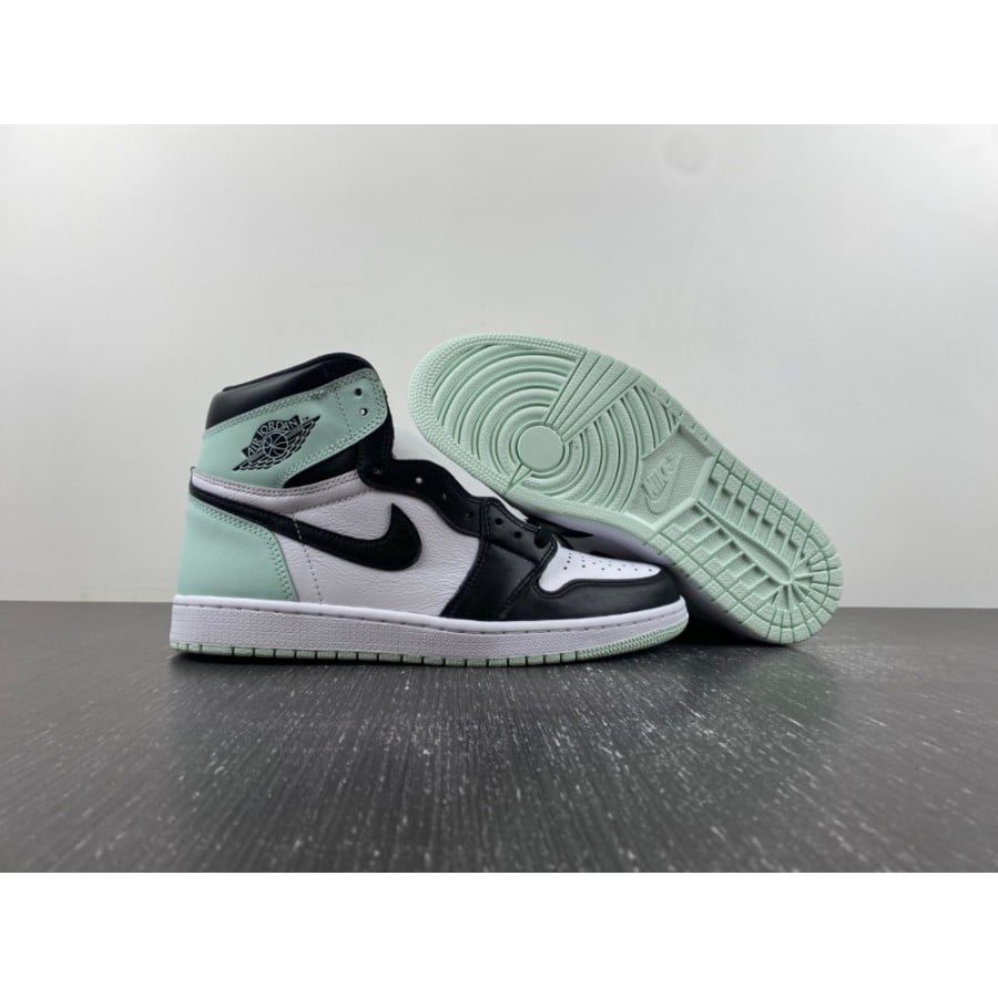 Air Jordan 1 Retro High OG NRG