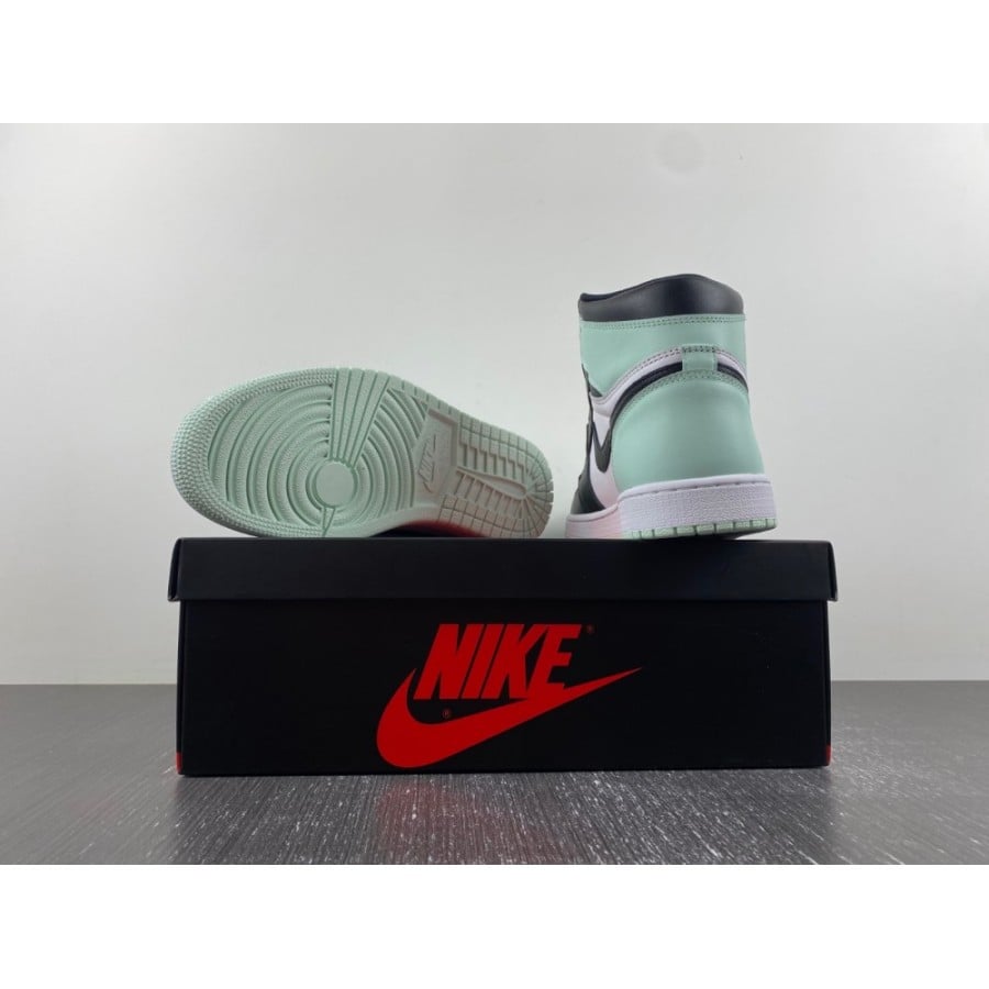 Air Jordan 1 Retro High OG NRG